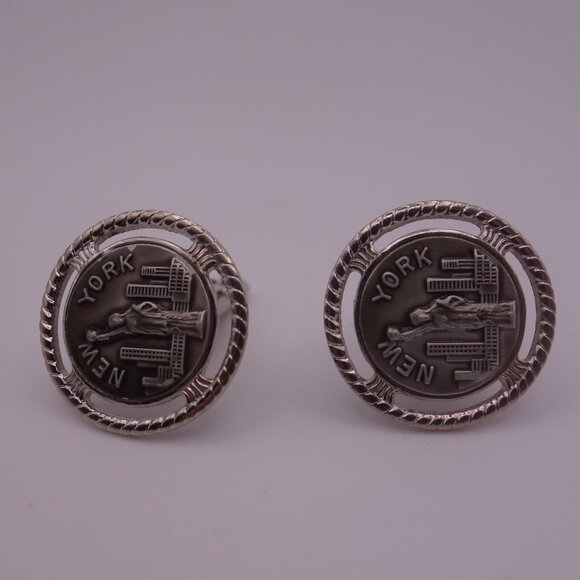 New York Statue of Liberty Cuff Links - Picture 2 of 11